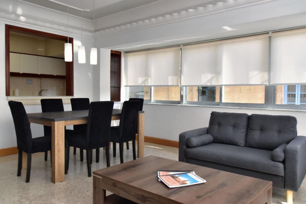 2 Bedroom, Central And Spacious Apartment With Sea View - 2 Msida Buitenkant foto