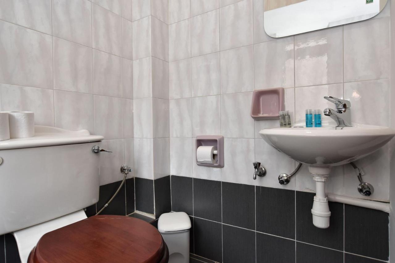 2 Bedroom, Central And Spacious Apartment With Sea View - 2 Msida Buitenkant foto