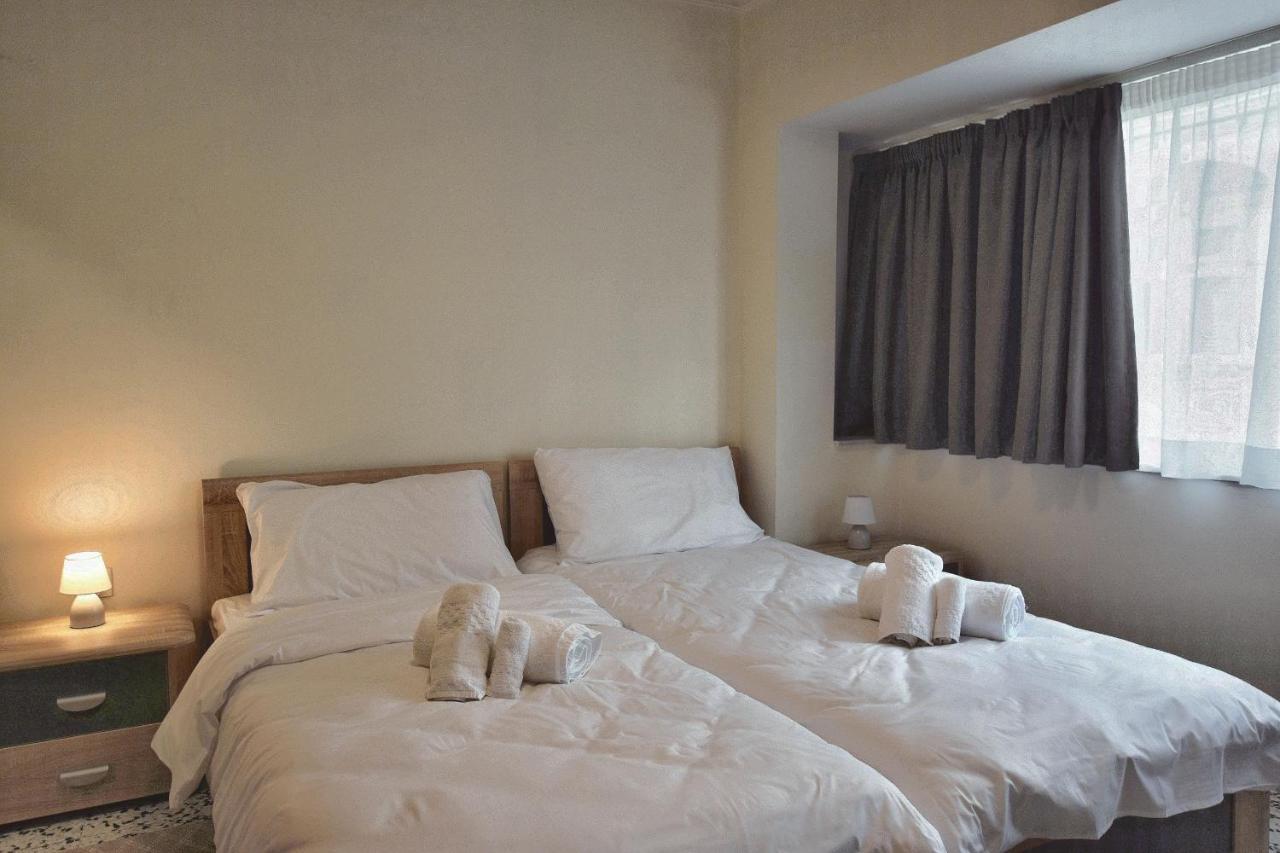 2 Bedroom, Central And Spacious Apartment With Sea View - 2 Msida Buitenkant foto